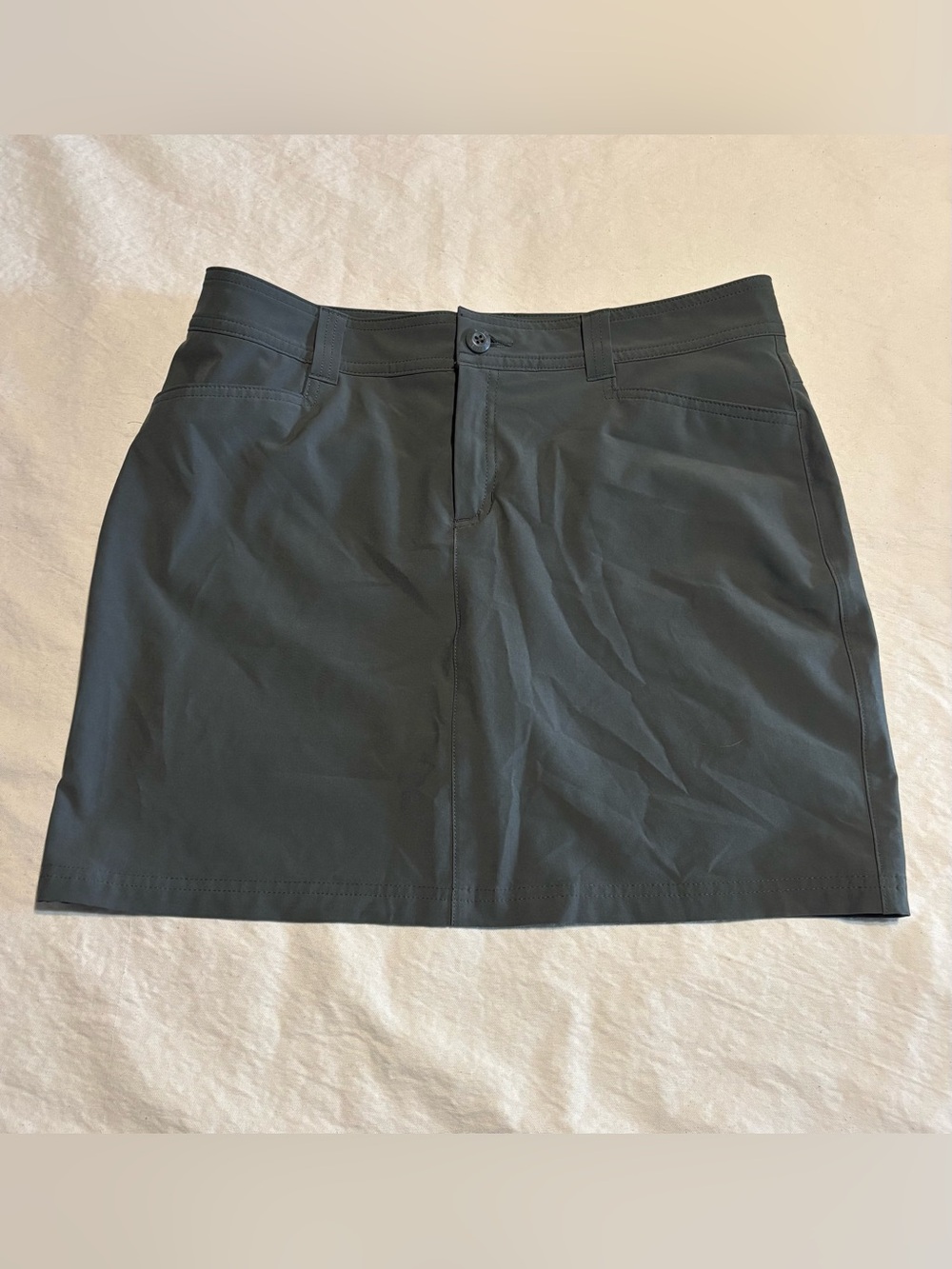 Eddie Bauer Skorts Gray Performance size 8 Golf Tennis